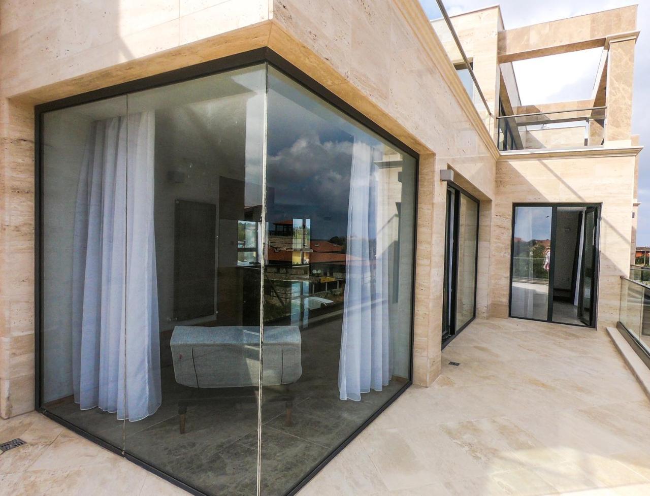 Villa Ambra Tiulenovo Exteriör bild